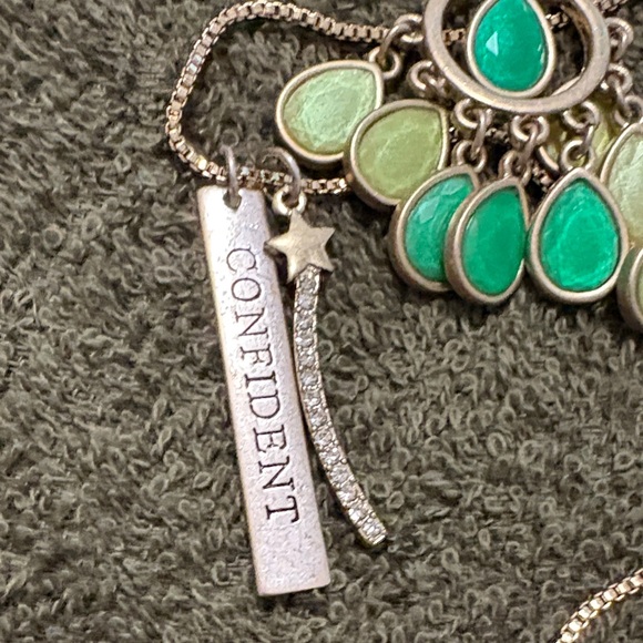 Green and Gold Chandelier Earrings with Necklace and rings Set - Picture 3 of 3